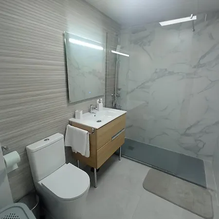 Appartement Moderno Junto A Estacion De Tren